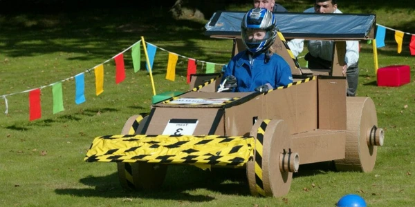 LET’S RACE IT - CARTON CAR RACING